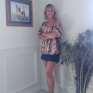 Meet your Posher, Lori